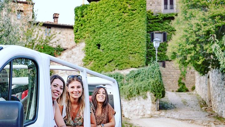Chianti Open-Top Van Safari: Montefioralle, Greve and Two Winery Tastings with Lunch (1/12)