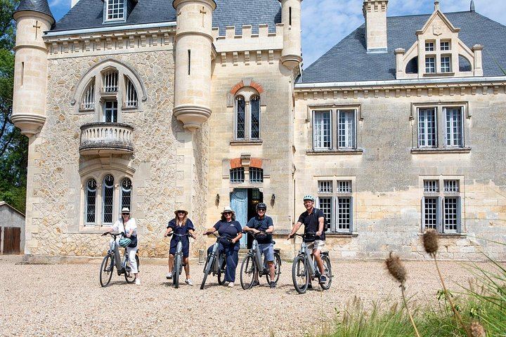 Max-8 E-Bike Day from Bordeaux: Saint-Émilion Minivan Transfer, Grand Cru Lunch, Pétrus (2/10)