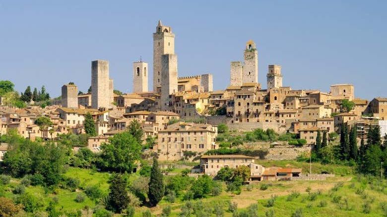 Florence Day Trip to Monteriggioni, Siena, San Gimignano and a Chianti Vineyard Tasting (2/4)