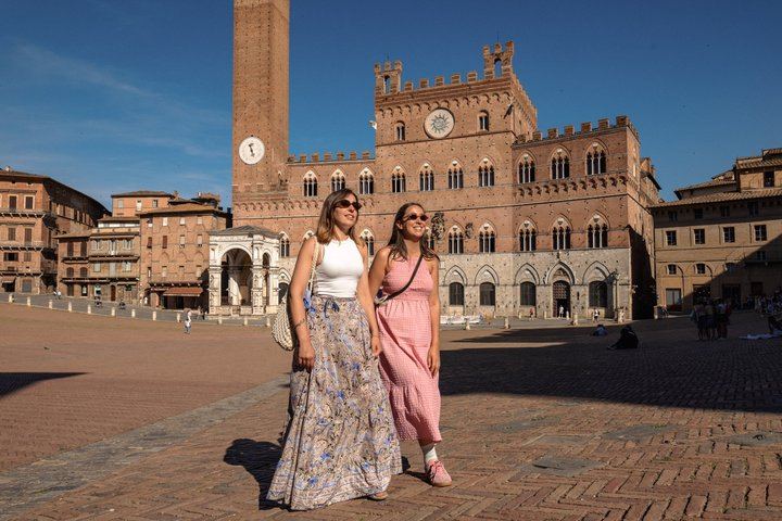 Gray Line Florence Tuscany Day Tour: San Gimignano, Monteriggioni, Chianti Lunch, Siena (5/12)