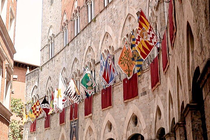 Gray Line Florence Tuscany Day Tour: San Gimignano, Monteriggioni, Chianti Lunch, Siena (7/12)