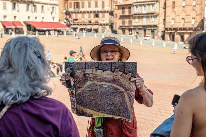 Gray Line Florence Tuscany Day Tour: San Gimignano, Monteriggioni, Chianti Lunch, Siena (3/12)