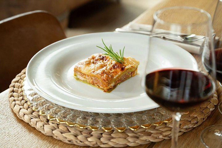 Sunset Terrace Dinner with Eight-Wine Tasting Overlooking San Gimignano (3/7)