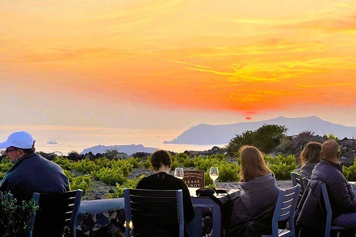 Santorini Premium Wine Tour with Ten Wines, Gourmet Meal and Caldera Sunset (8/9)