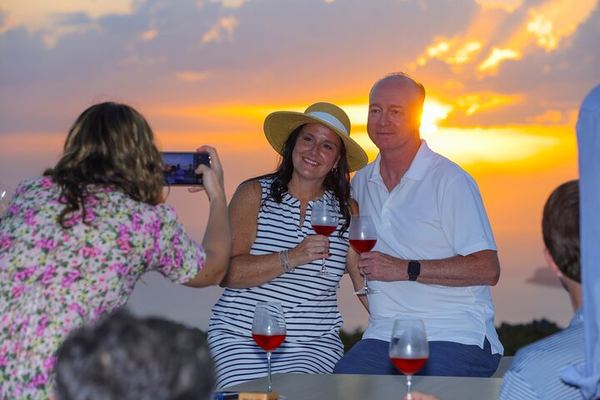 Santorini Premium Wine Tour with Ten Wines, Gourmet Meal and Caldera Sunset