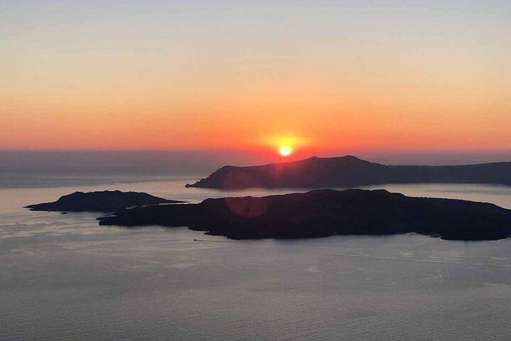 Santorini Half-Day Wine Tour to Three Wineries with 12 Tastings, Tapas and Sunset (4/12)