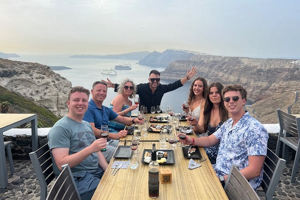 Shared Santorini Wine Tour: Art Space, Estate Argyros and Venetsanos, 12 Wines