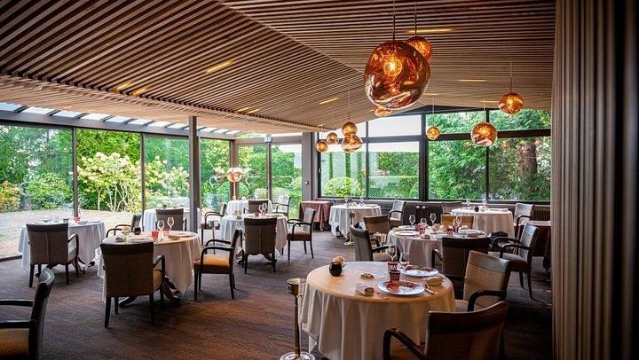 Private VIP Champagne Day from Paris: Eight Tastings, Michelin Lunch, Boutique Estate (2/11)
