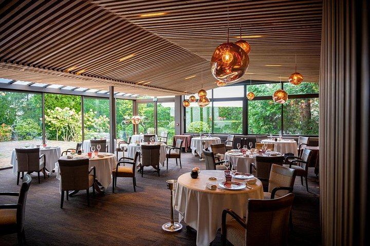 Private VIP Champagne Day from Paris: Eight Tastings, Michelin Lunch, Boutique Estate (2/11)