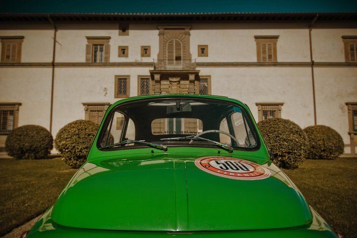 Self-Drive Vintage Fiat 500 Convoy to a 15th-Century Villa with Picnic Lunch and Wine (2/6)