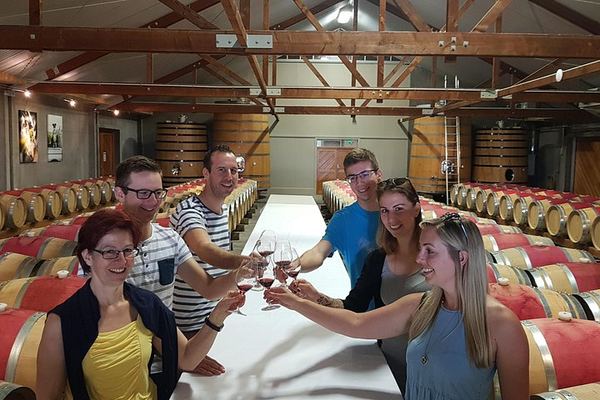 Picton Cruise Passenger Wine Tour: 5-6 Hours, Four Wineries, Chocolate, Max 11