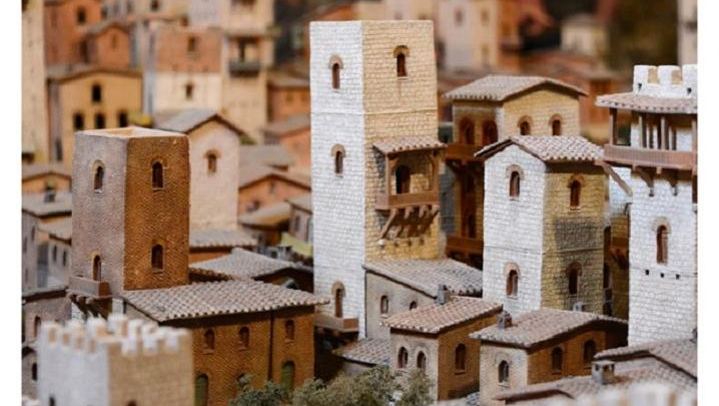 Lucca Departure: Small Group Day in Siena and San Gimignano with Chianti Cellar Tasting (3/6)