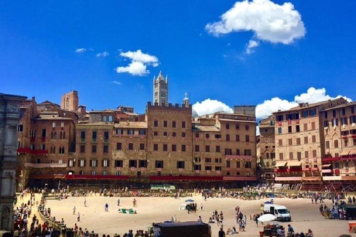Lucca Departure: Small Group Day in Siena and San Gimignano with Chianti Cellar Tasting (1/6)