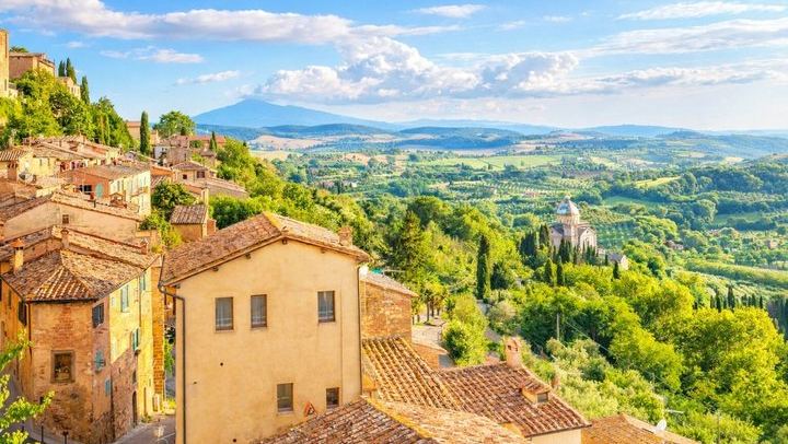 Siena Station Minivan Wine Tour: Montepulciano, Pienza, Val d'Orcia and Brunello Lunch (2/12)
