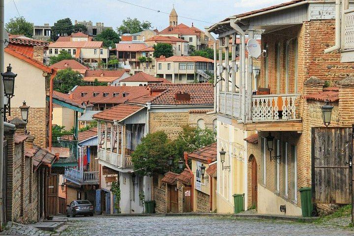 Private Kakheti Tour: Manavi Tasting, Bodbe, Sighnaghi Museum and Telavi (4/7)