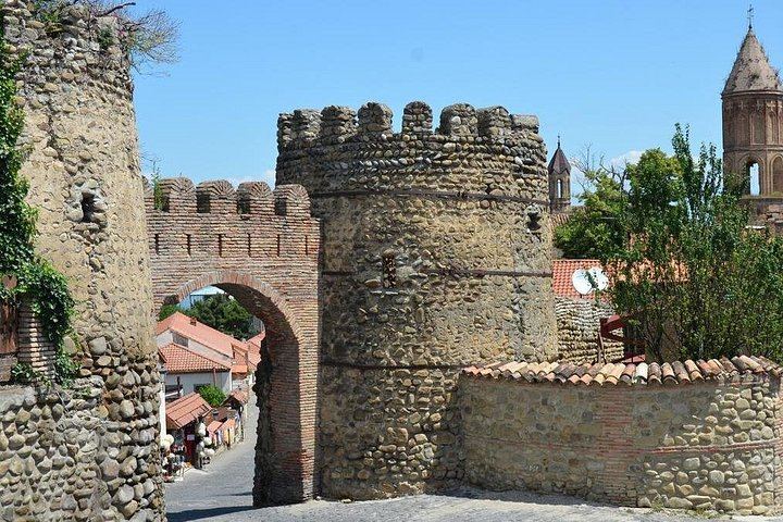 Kakheti Wine Tour from Tbilisi: Sighnaghi, Bodbe, Shoti Bread and 7 Tastings (9/12)