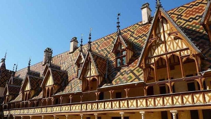 Small-Group Beaune Wine Tour from Dijon: Route des Grands Crus and Premier Cru Tasting (1/12)