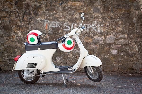 Florence Vespa Ride in the Chianti Hills: Four-Hour Small Group with Estate Lunch (2/7)