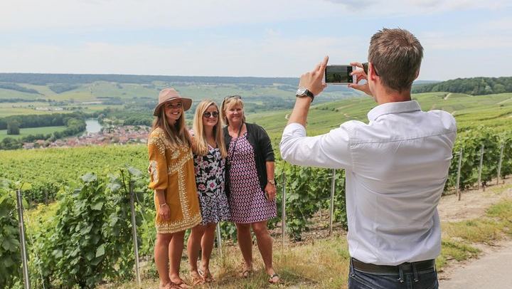 Small Group Full-Day Champagne Tour from Reims: Three Family Growers, Ten Tastings, Lunch (4/5)