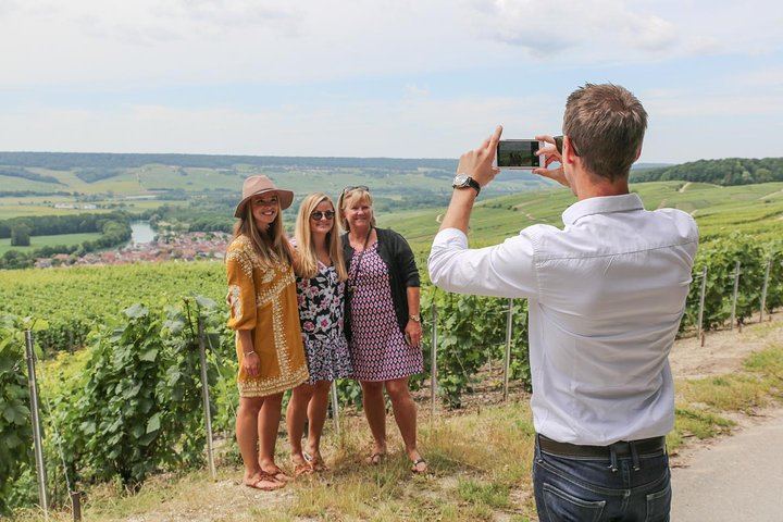 Small Group Full-Day Champagne Tour from Reims: Three Family Growers, Ten Tastings, Lunch (4/5)