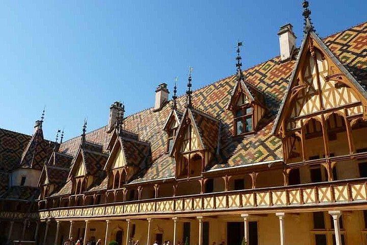 Burgundy Full-Day Tour from Dijon: Côte de Nuits, Côte de Beaune and Beaune, Max 8 People (2/11)