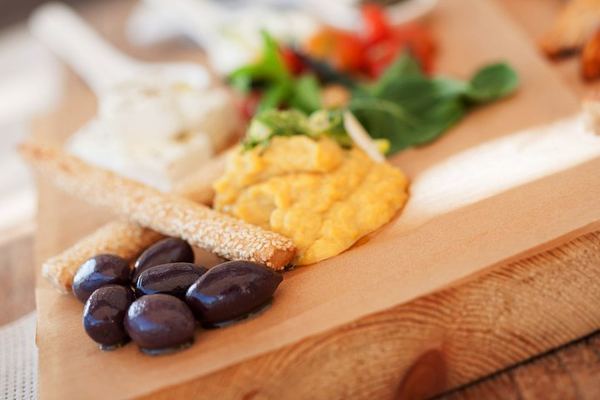 Small-Group Santorini Tour: Two Wineries and a Greek Meze Dinner, 5 Hours