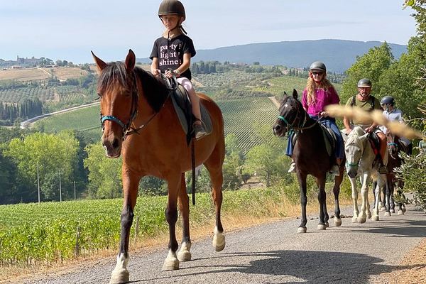 Small-Group Horseback Ride with Winery Lunch and San Gimignano Visit