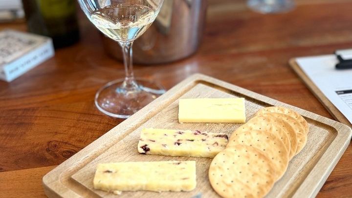Small-Group Hunter Valley Day Tour from Sydney: Wineries, Gin, Cheese and Chocolate (4/12)