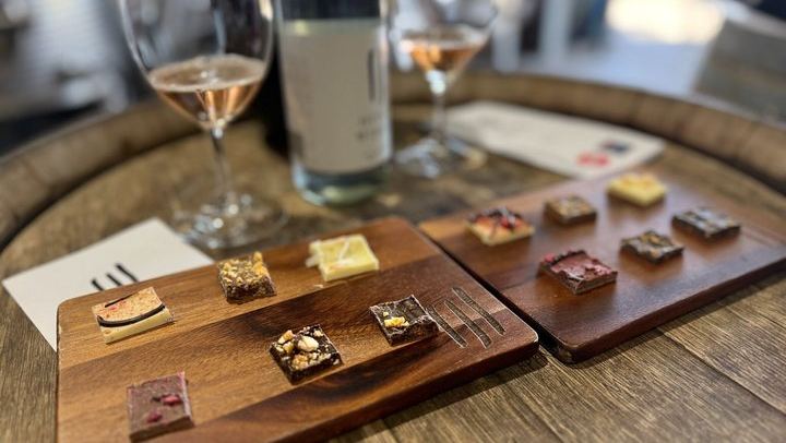 Small-Group Hunter Valley Day Tour from Sydney: Wineries, Gin, Cheese and Chocolate (2/12)