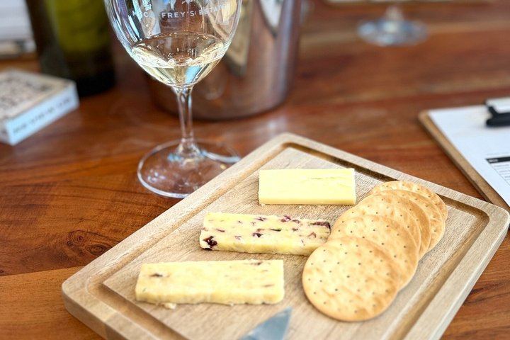 Small-Group Hunter Valley Day Tour from Sydney: Wineries, Gin, Cheese and Chocolate (4/12)