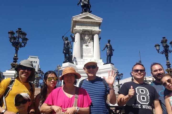 Small-Group Cruise Day Trip: Valparaiso, Viña del Mar and Casablanca Winery Tasting (11/12)