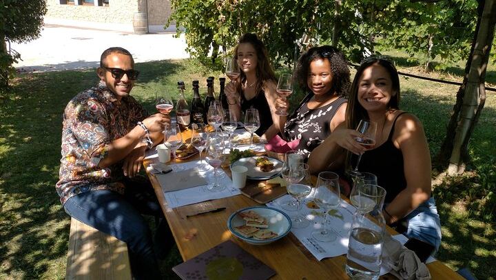 Single-Winery Prosecco Tasting from Venice: Sommelier Host, 4 Styles, Cheese Lunch (4/12)