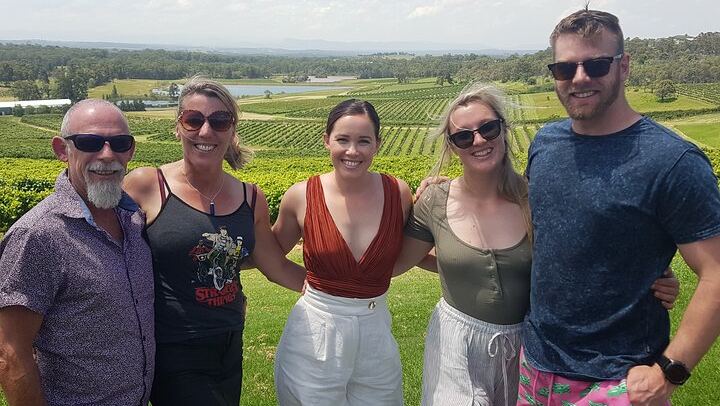 Small-Group Hunter Valley Day Tour from Sydney: Wineries, Gin, Cheese and Chocolate (1/12)
