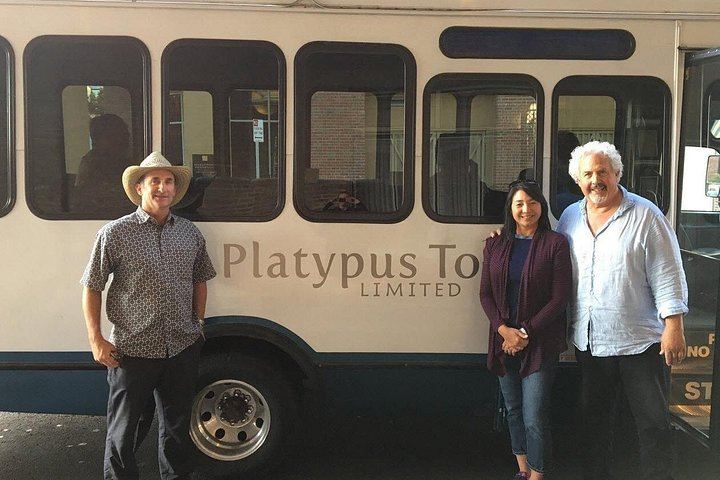 Sonoma Valley Small-Group Winery Tour: Back-Road Wineries and Picnic Lunch (3/5)