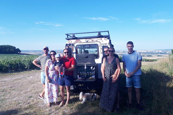 4x4 Defender Vineyard Safari near Reims with Panoramic Champagne Tasting, 2 to 8 Guests (8/12)