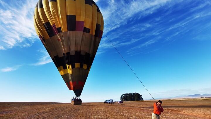 Stellenbosch Balloon Flight, Breakfast and Private Winelands Tastings from Cape Town (4/12)