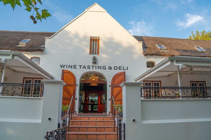 Stellenbosch Balloon Flight, Breakfast and Private Winelands Tastings from Cape Town (10/12)