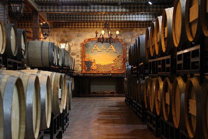 Alyan Vineyard Sunset Experience: Six Wines, Tasting Snacks and Rustic Dinner (10/12)