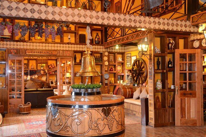 Alyan Vineyard Sunset Experience: Six Wines, Tasting Snacks and Rustic Dinner (11/12)