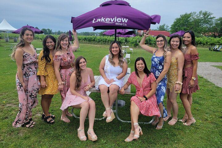 Sunset Niagara-on-the-Lake Small Group Wine Tour with 3-Course Dinner at Eighty Eight (9/12)