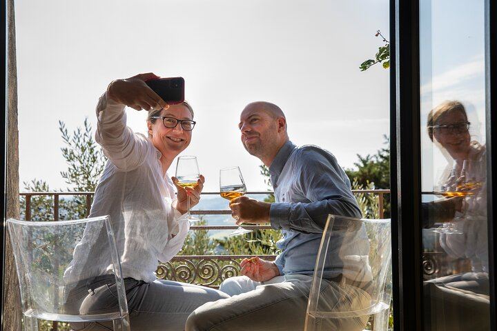 Five-Wine Tasting with Food Pairings at Rocca di Montestaffoli, San Gimignano (4/6)