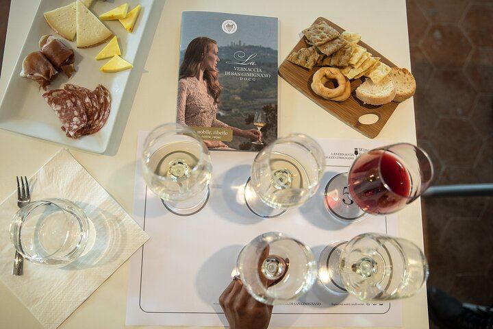 Five-Wine Tasting with Food Pairings at Rocca di Montestaffoli, San Gimignano (6/6)