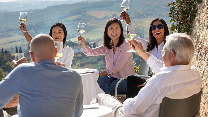Five-Wine Tasting with Food Pairings at Rocca di Montestaffoli, San Gimignano (3/6)