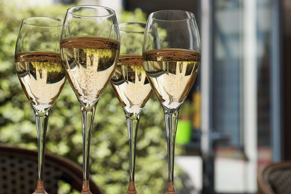 Private Champagne Tour from Paris, WSET 3 Guide: Sixth-Generation Grower, Moët & Chandon