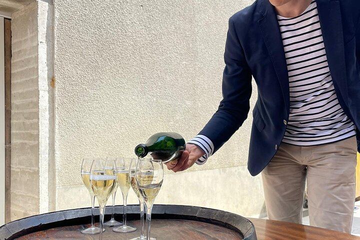 Private Door-to-Door Champagne Tour from Paris: Family Cellar Tasting and Hautvillers (4/12)