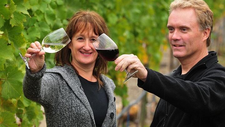 Kelowna Self-Guided E-Bike Wine Tour: Hidden Vines, SpearHead and Meadow Vista Mead (2/12)
