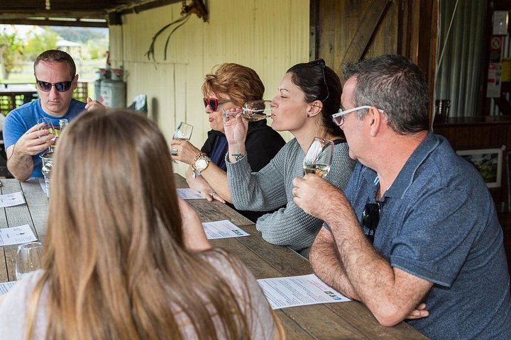 Hunter Gleann Indulgence Private Chauffeured Wine Tour, Full Day, Boutique Wineries (4/12)