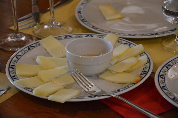 Chianti Classico Half-Day Wine Tour from Florence: 2 Family Wineries and Lunch (2/9)