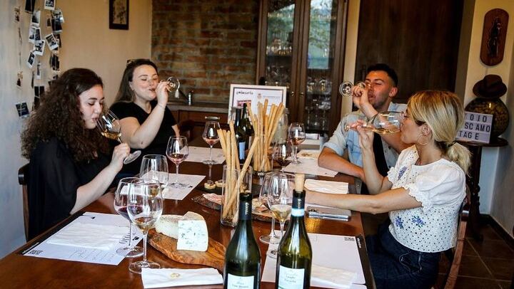 TOJO Family Winery in Santo Stefano Belbo: Pavese Hills Walk and Five-Wine Tasting (4/5)