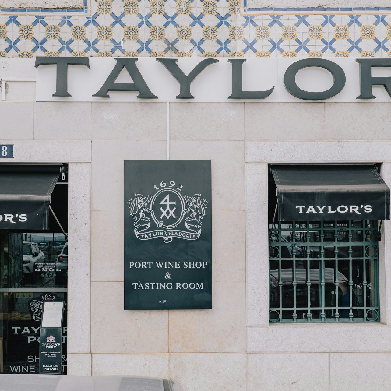 Taylor's Port Shop in Alfama, Lisbon: Three Ports with Pastel de Nata or Chocolate (2/9)